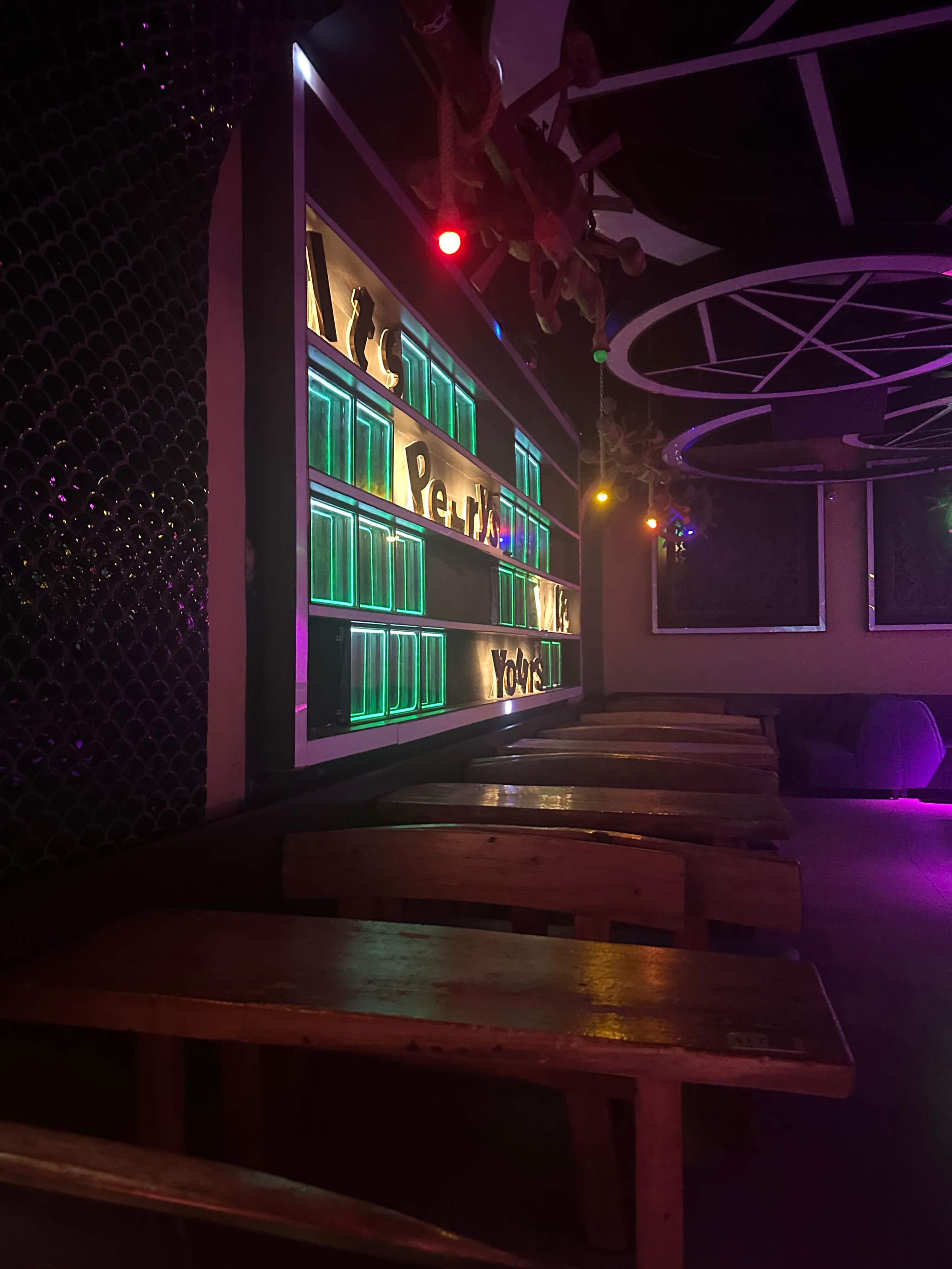 长治商务KTV：中低端服务差别-平顺县ktv预定